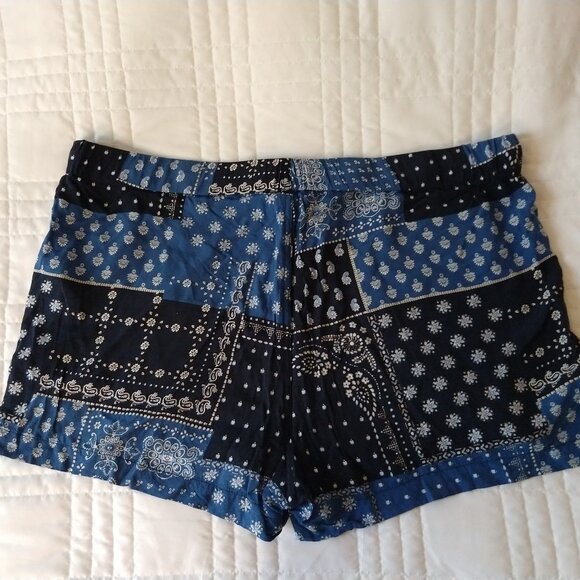 Tommy Hilfiger Jeans Tie-Waist Navy Design Shorts - Picture 3 of 4